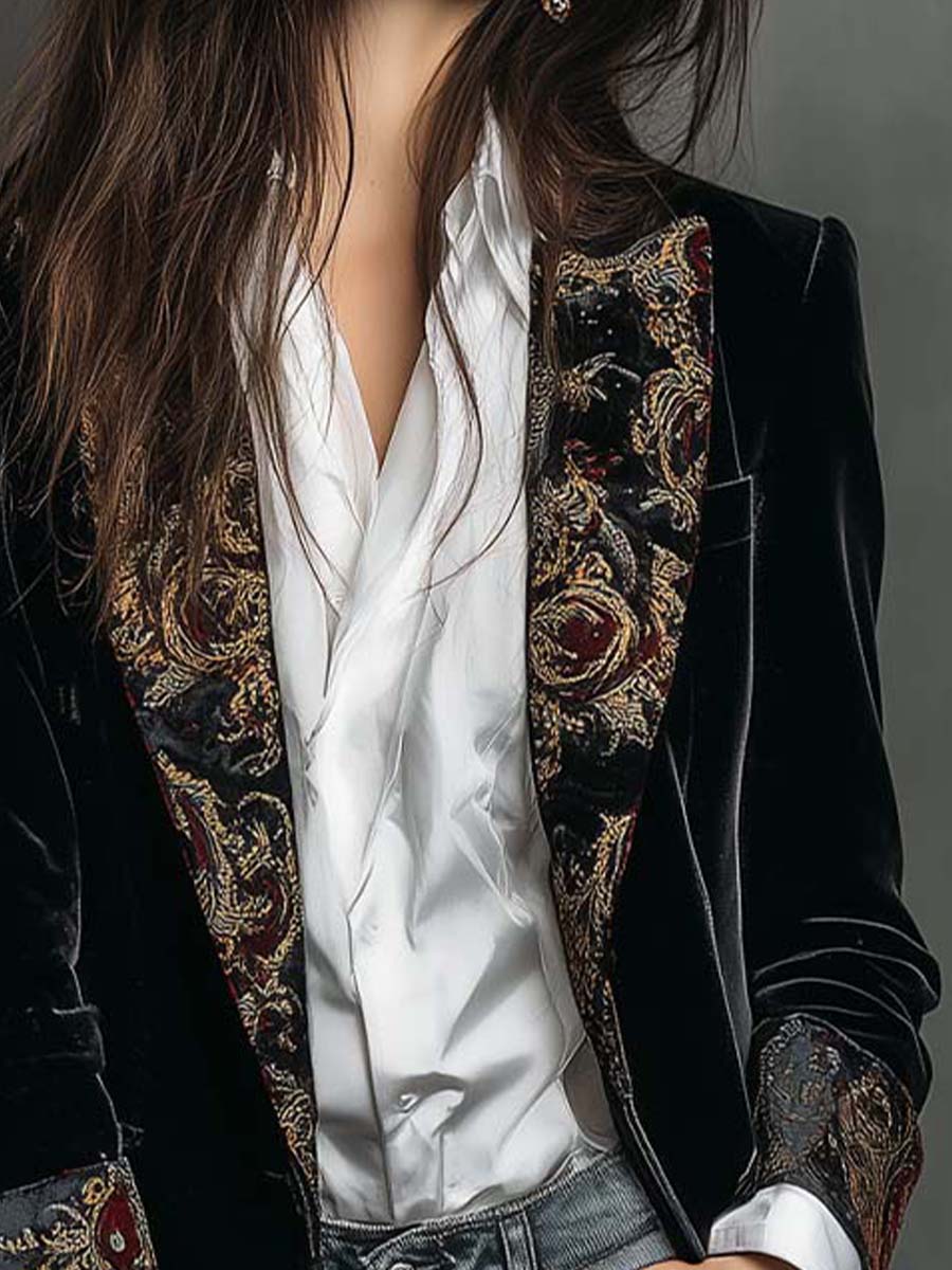 LEONTINA | Blazer Negro Ajustado Estampado Barroco