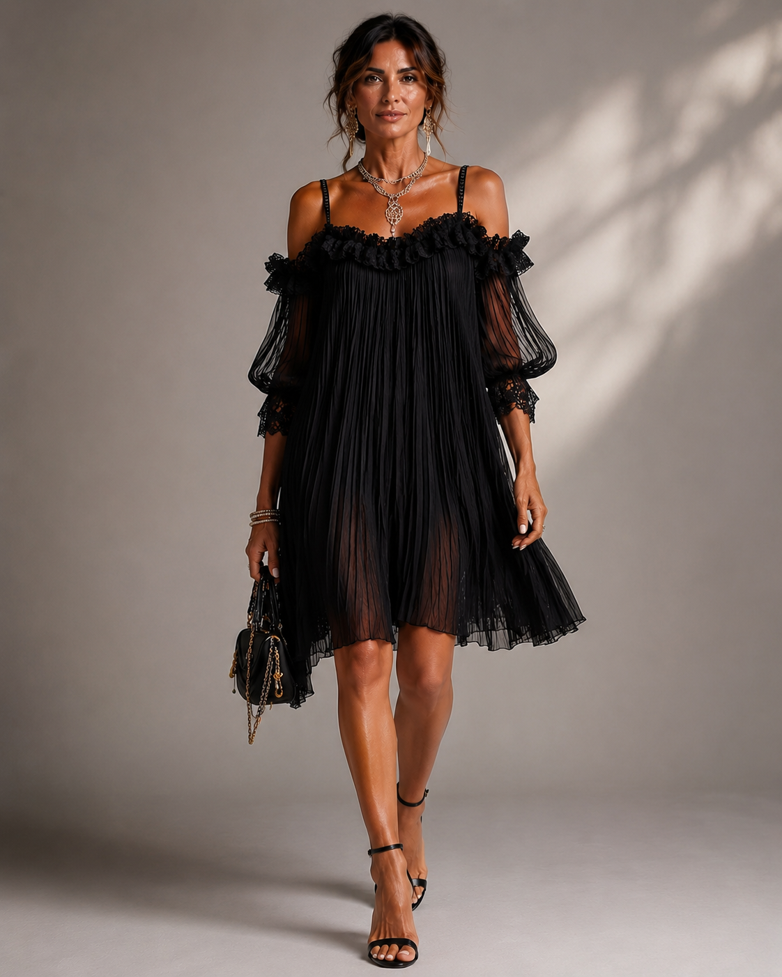 LORENA | Minivestido Negro con Hombros al Descubierto