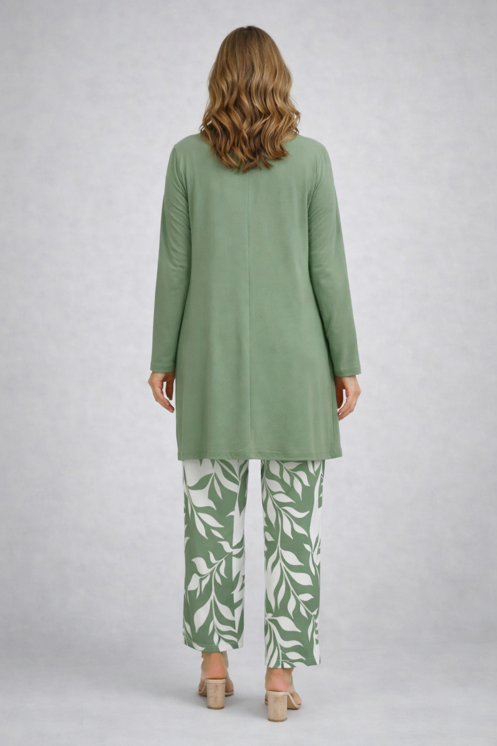 SIRA | Conjunto de Tres Piezas con Cárdigan Verde