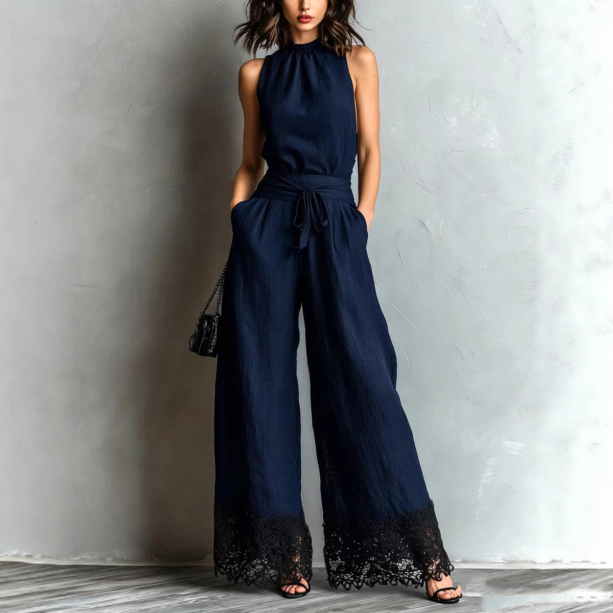 HELENA | Mono de Pierna Ancha con Cuello Halter y Encaje