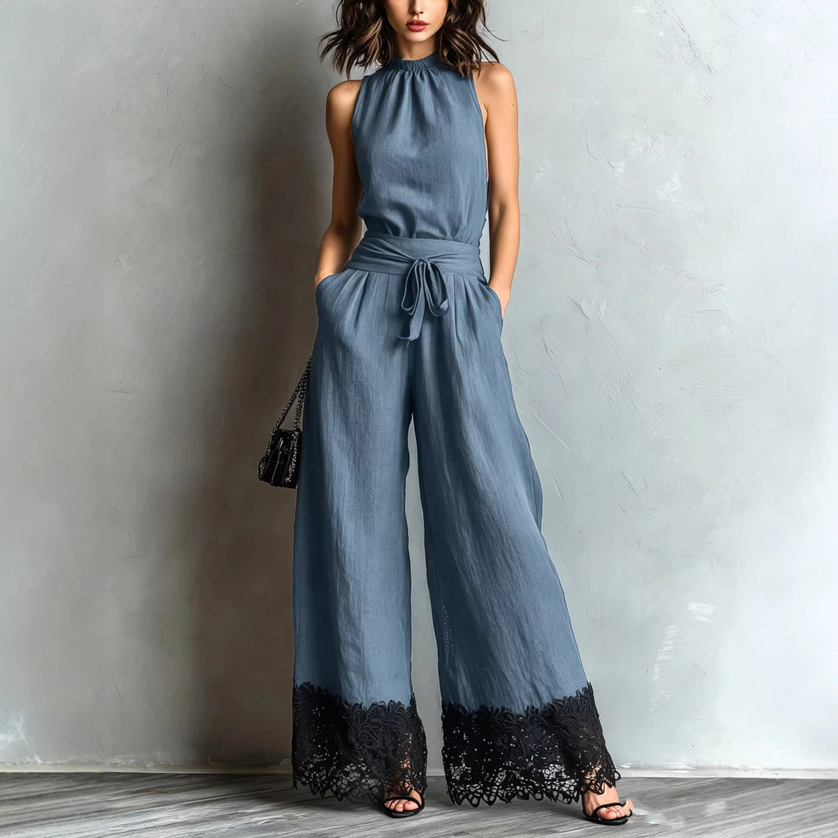 HELENA | Mono de Pierna Ancha con Cuello Halter y Encaje