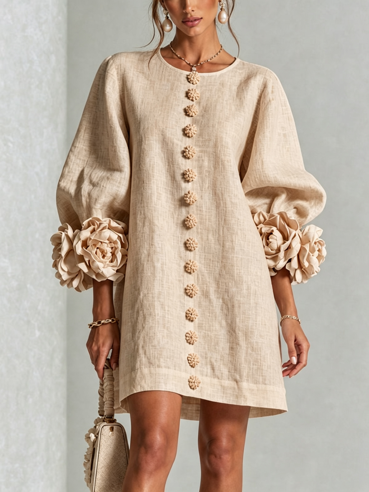 AMARA | Vestido Mini Elegante con Botones Florales