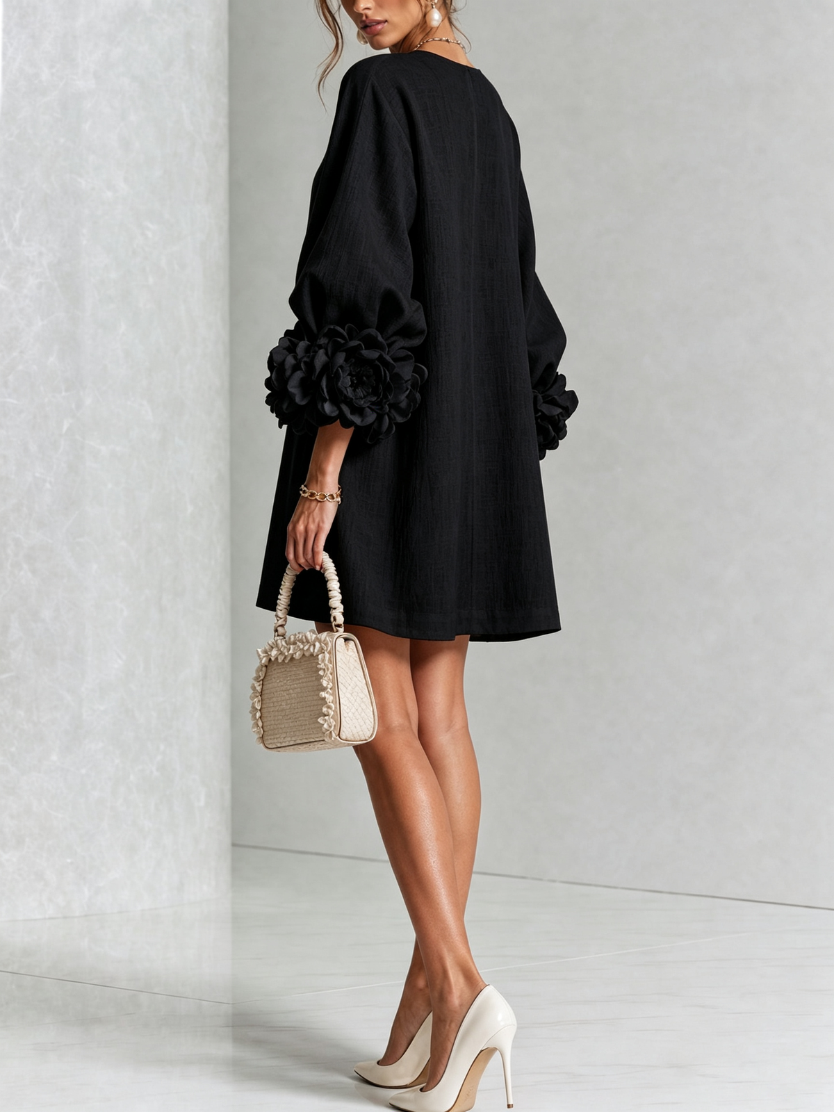 AMARA | Vestido Mini Elegante con Botones Florales