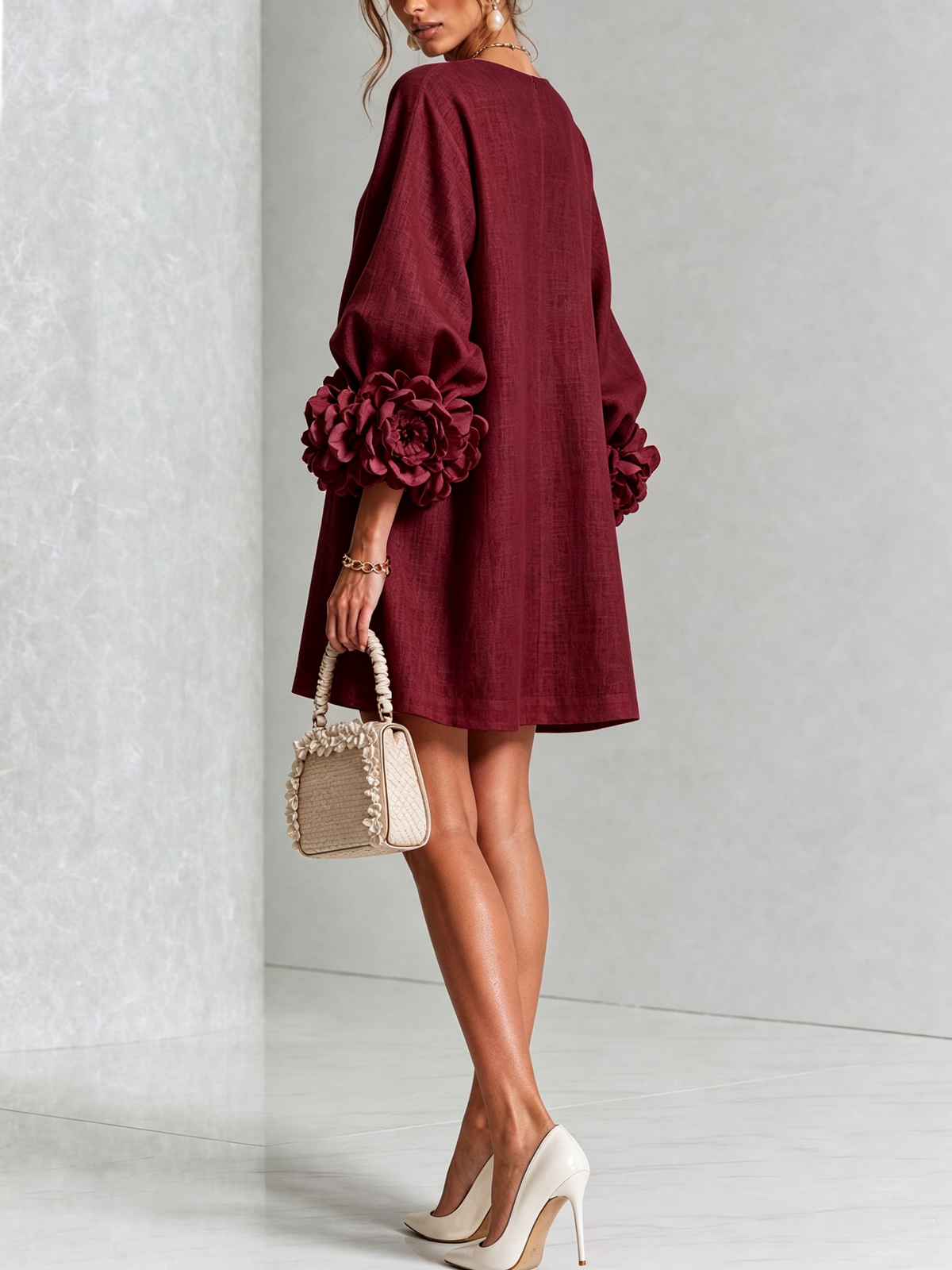 AMARA | Vestido Mini Elegante con Botones Florales