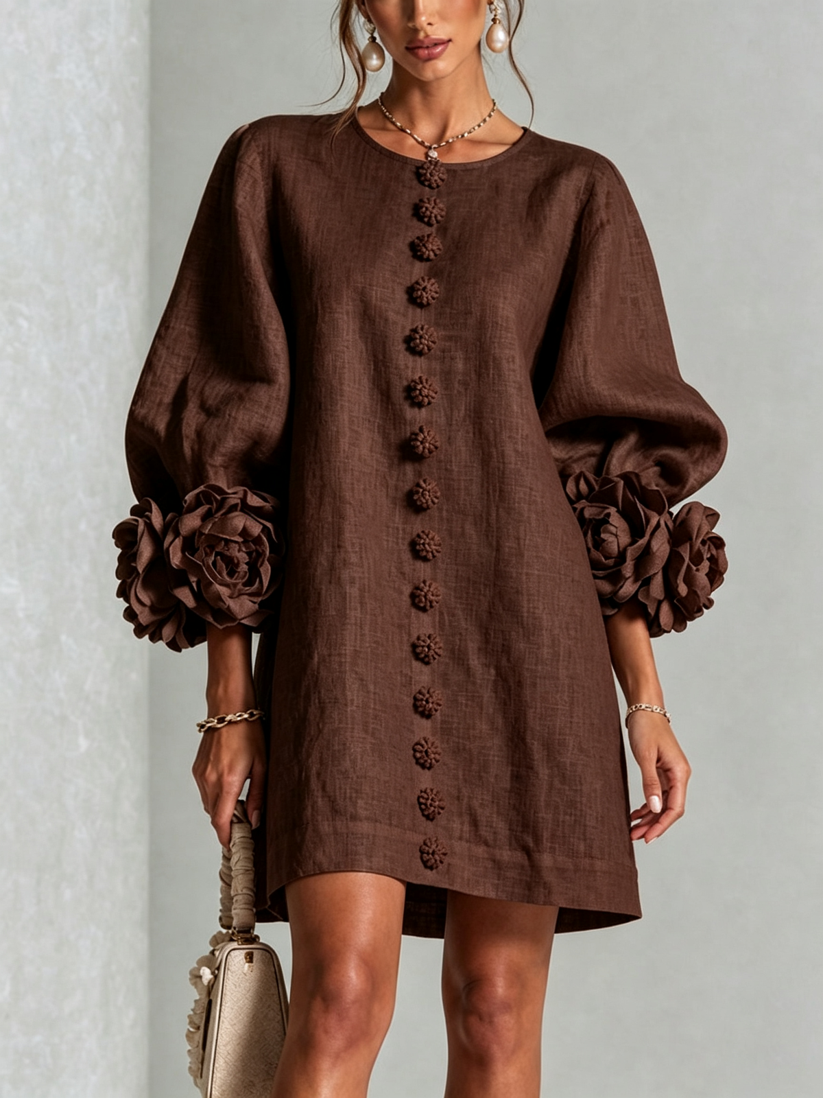 AMARA | Vestido Mini Elegante con Botones Florales