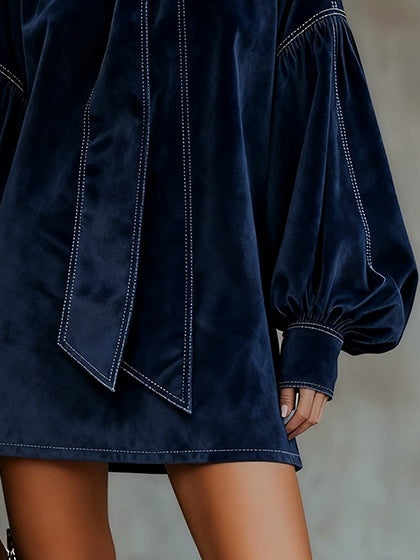 TIPHAINE | Vestido Corto de Terciopelo con Lazo