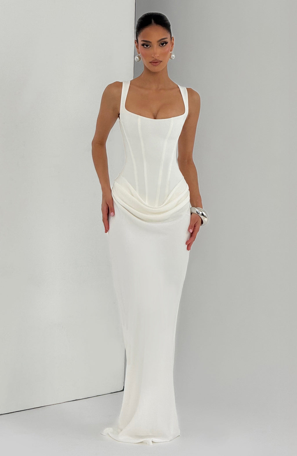 ELEONORA | Vestido Maxi de Escote Cuadrado