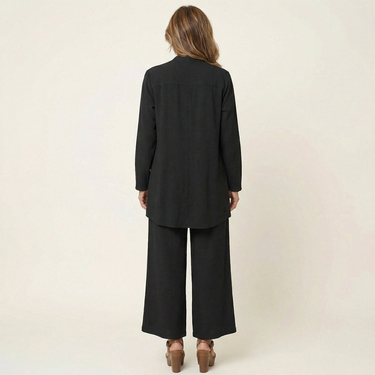 VIVIENNE | Conjunto Minimalista de Tres Piezas con Chaleco